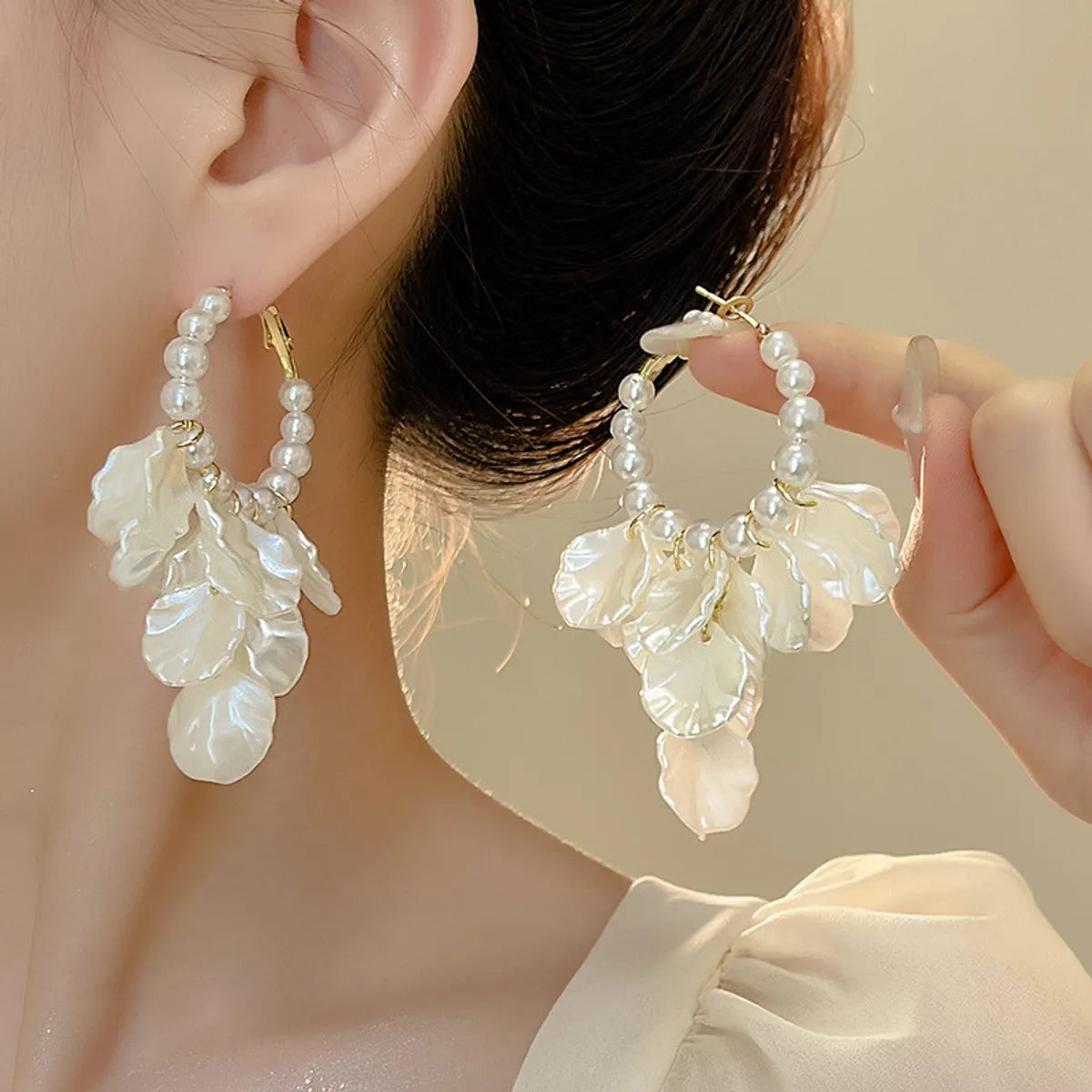 1 Pair Simple Style Geometric Flower Plating Alloy Drop Earrings