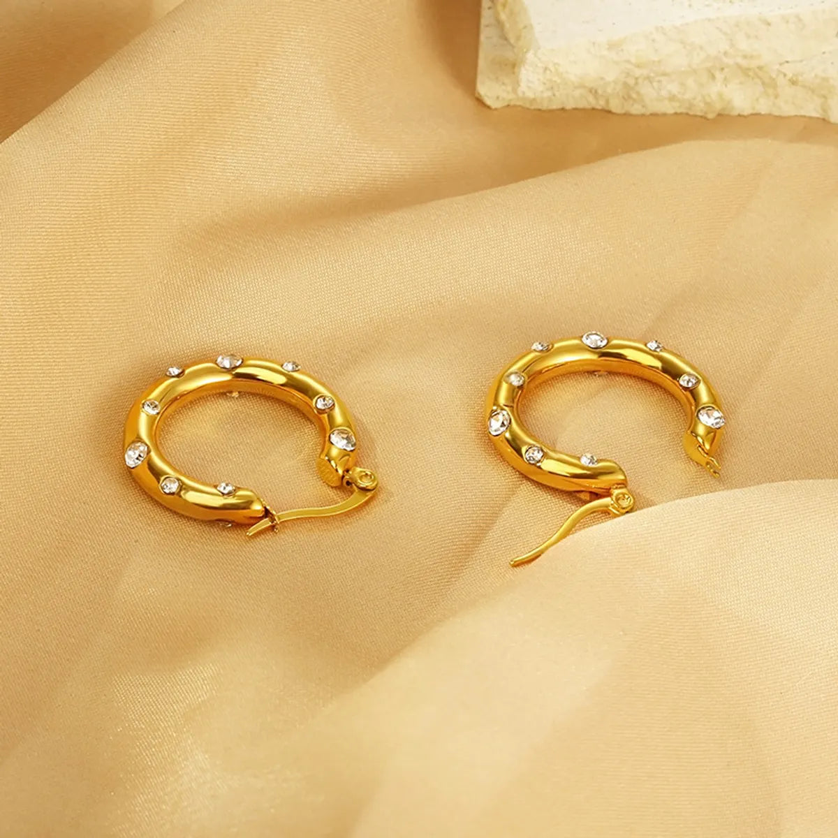 1 Pair Simple Style Geometric Inlay 304 Stainless Steel Rhinestones 18K Gold Plated Earrings