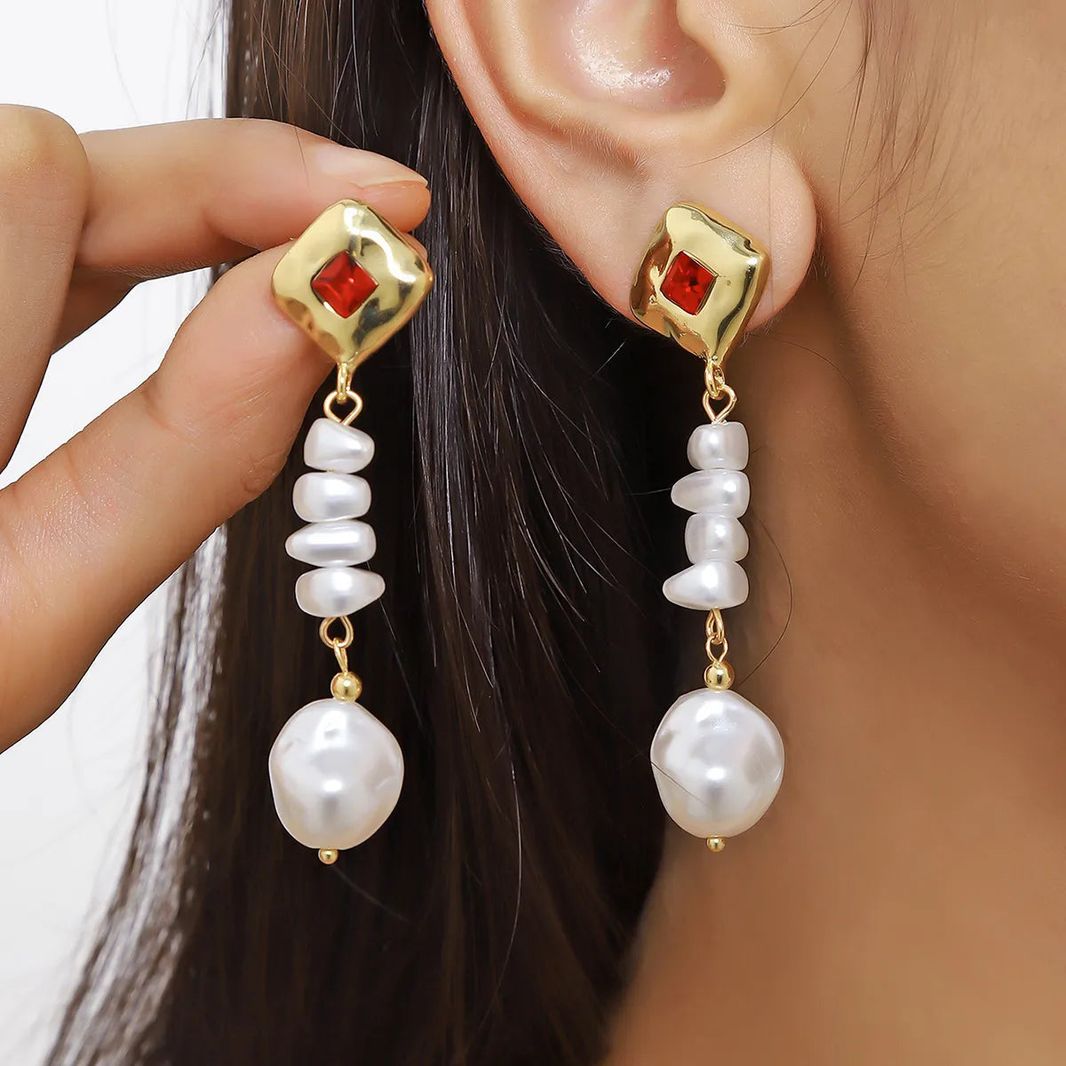 1 Pair Simple Style Geometric Inlay Imitation Pearl Rhinestones Drop Earrings