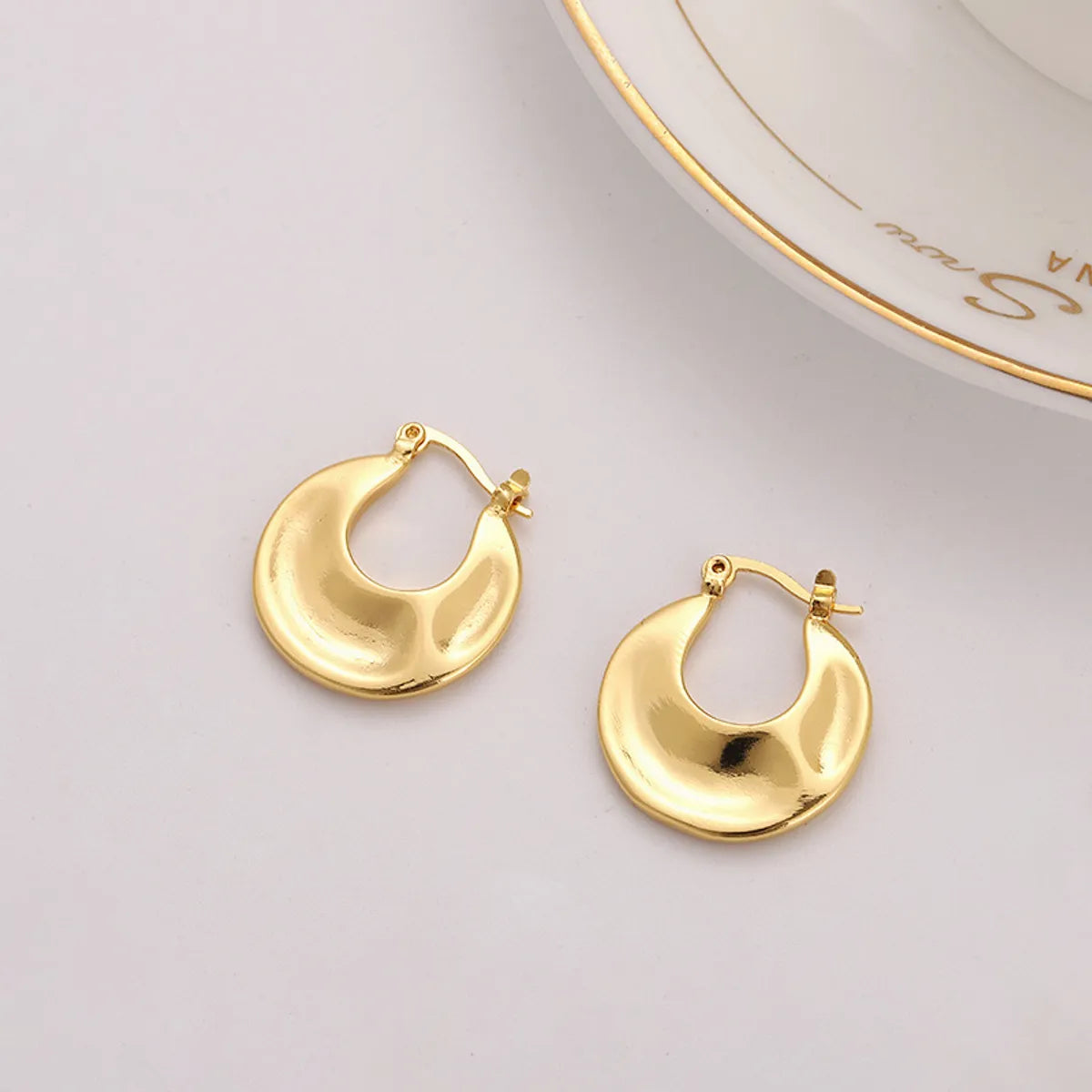 1 Pair Simple Style Geometric Plating Metal Earrings