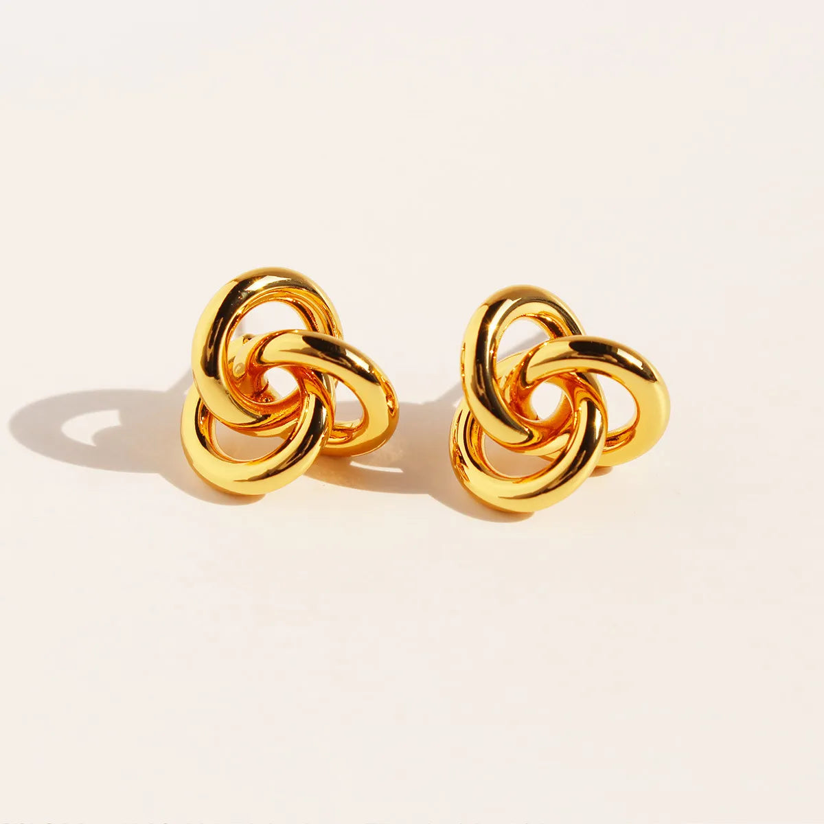 1 Pair Simple Style Geometric Plating Brass Ear Studs