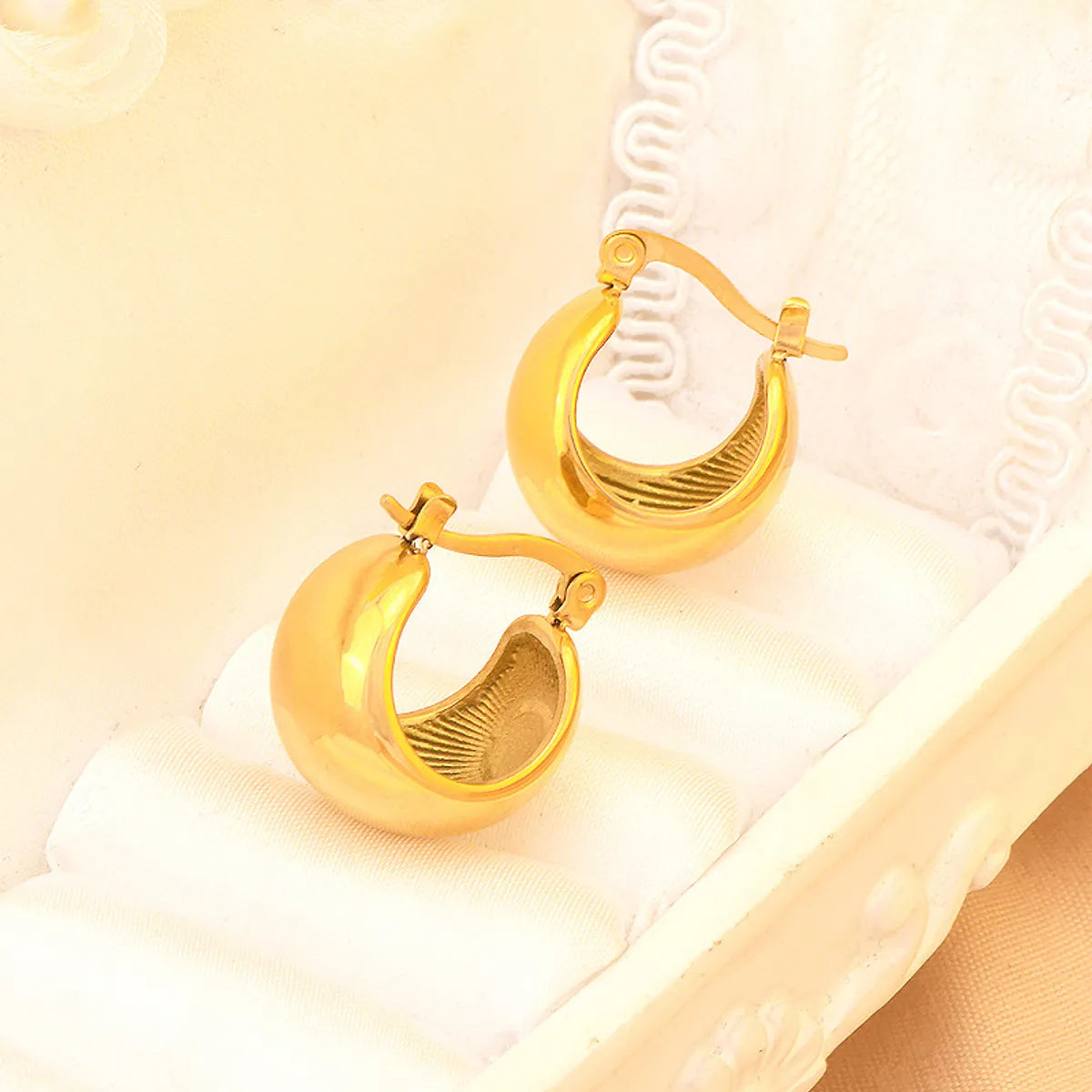 1 Pair Simple Style Geometric Plating Titanium Steel 18k Gold Plated Earrings