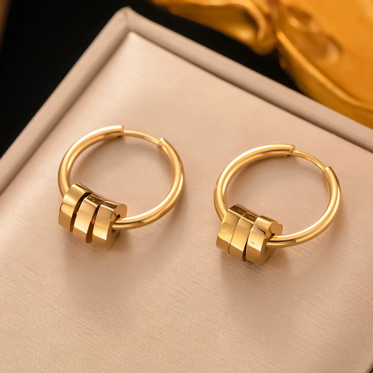 1 Pair Simple Style Geometric Plating Titanium Steel 18k Gold Plated Earrings