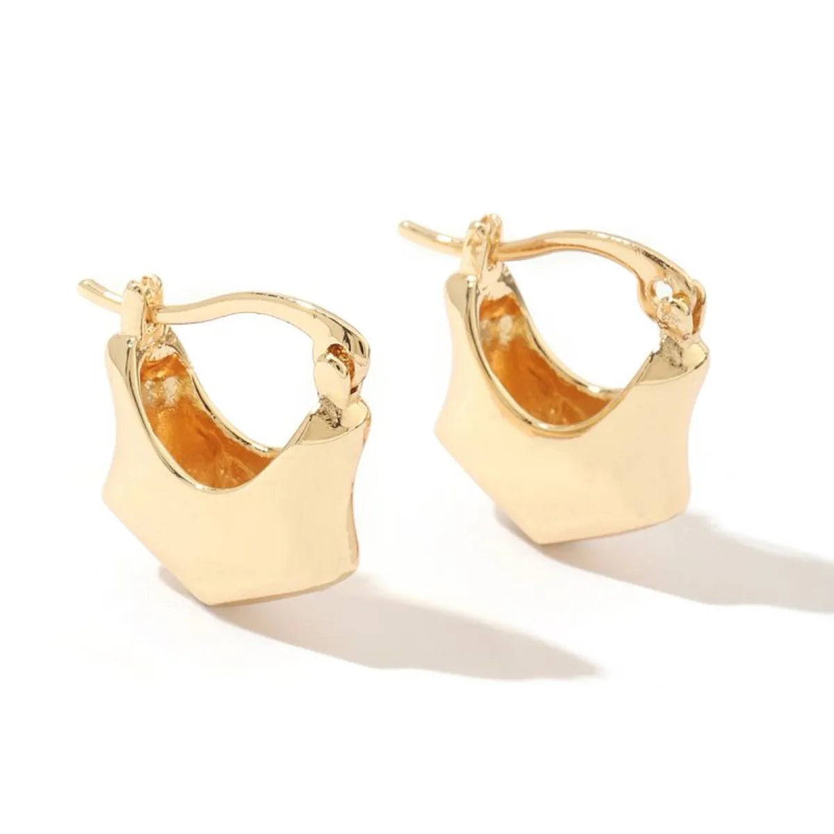 1 Pair Simple Style Geometric Solid Color Polishing Plating Copper 18K Gold Plated Hoop Earrings