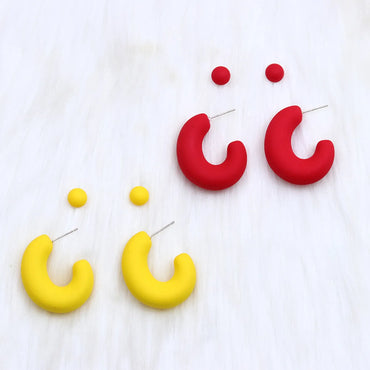 1 Pair Simple Style Geometric Solid Color Spray Paint Arylic Ear Studs