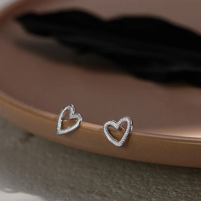 1 Pair Simple Style Heart Shape Copper Plating Ear Studs