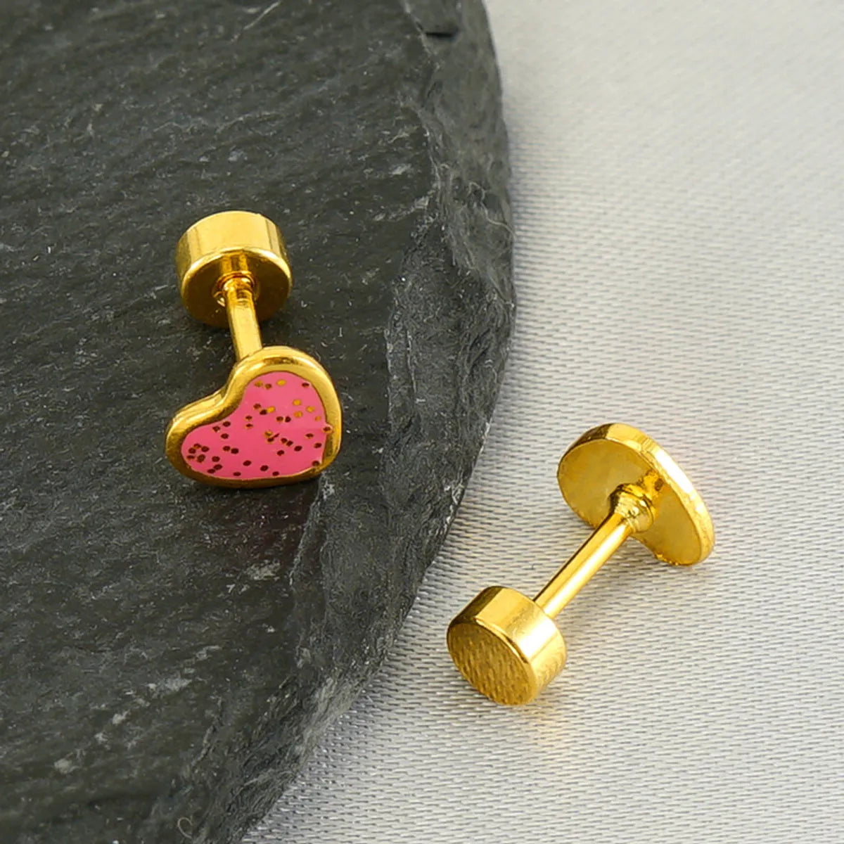 1 Pair Simple Style Heart Shape Enamel Plating Stainless Steel Ear Studs