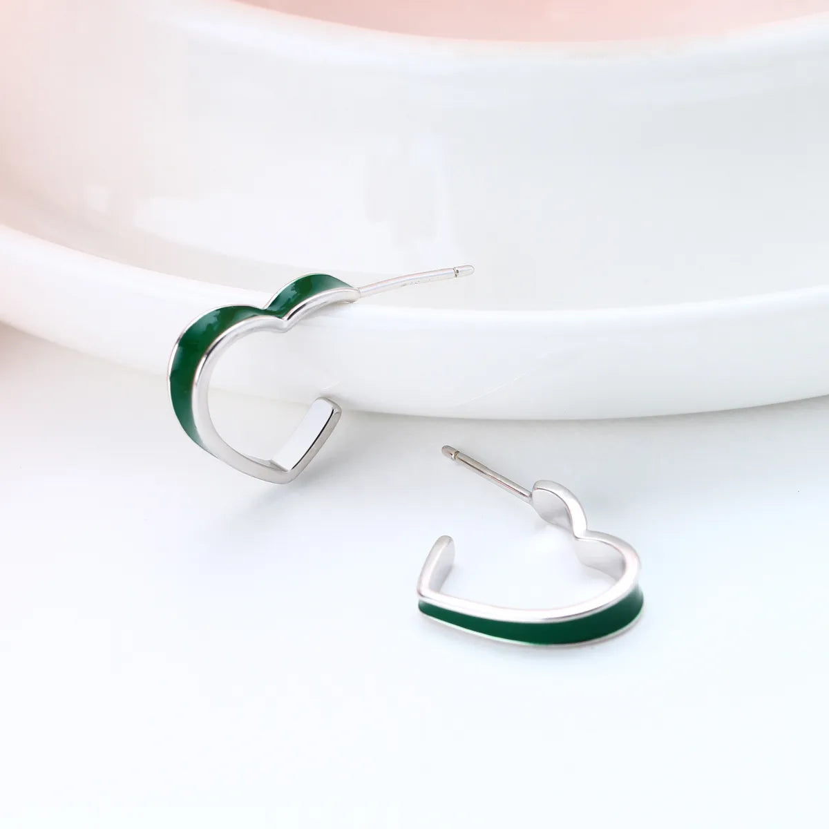 1 Pair Simple Style Heart Shape Epoxy Plating Sterling Silver Ear Studs