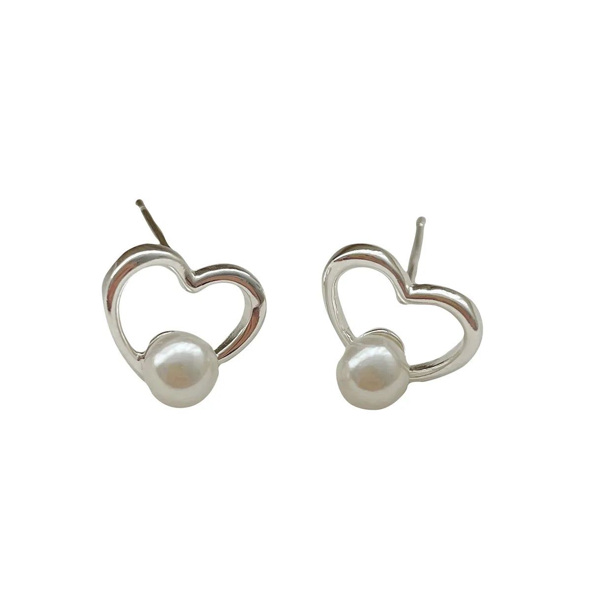 1 Pair Simple Style Heart Shape Inlay Sterling Silver Pearl Ear Studs