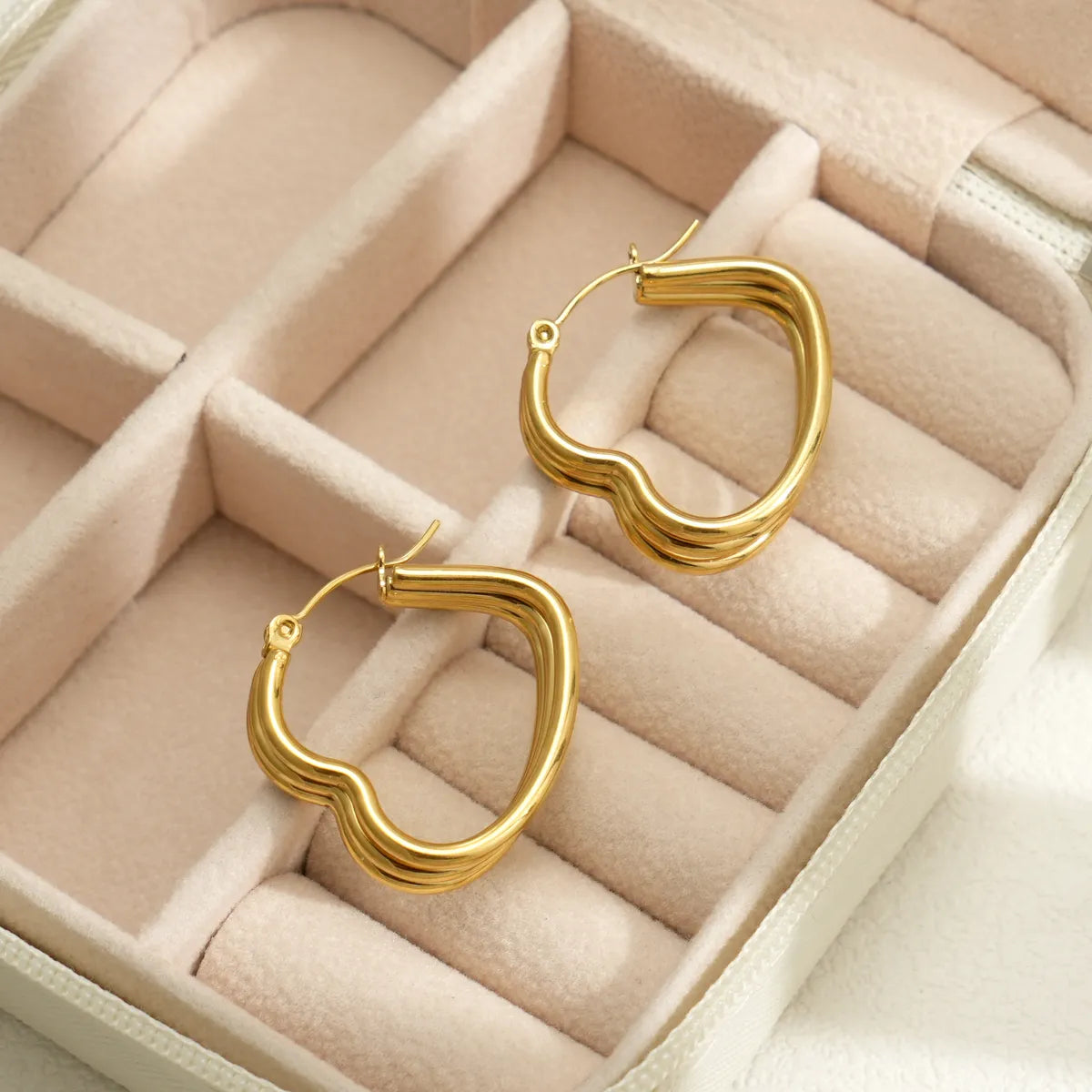 1 Pair Simple Style Heart Shape Plating 304 Stainless Steel 18K Gold Plated Earrings