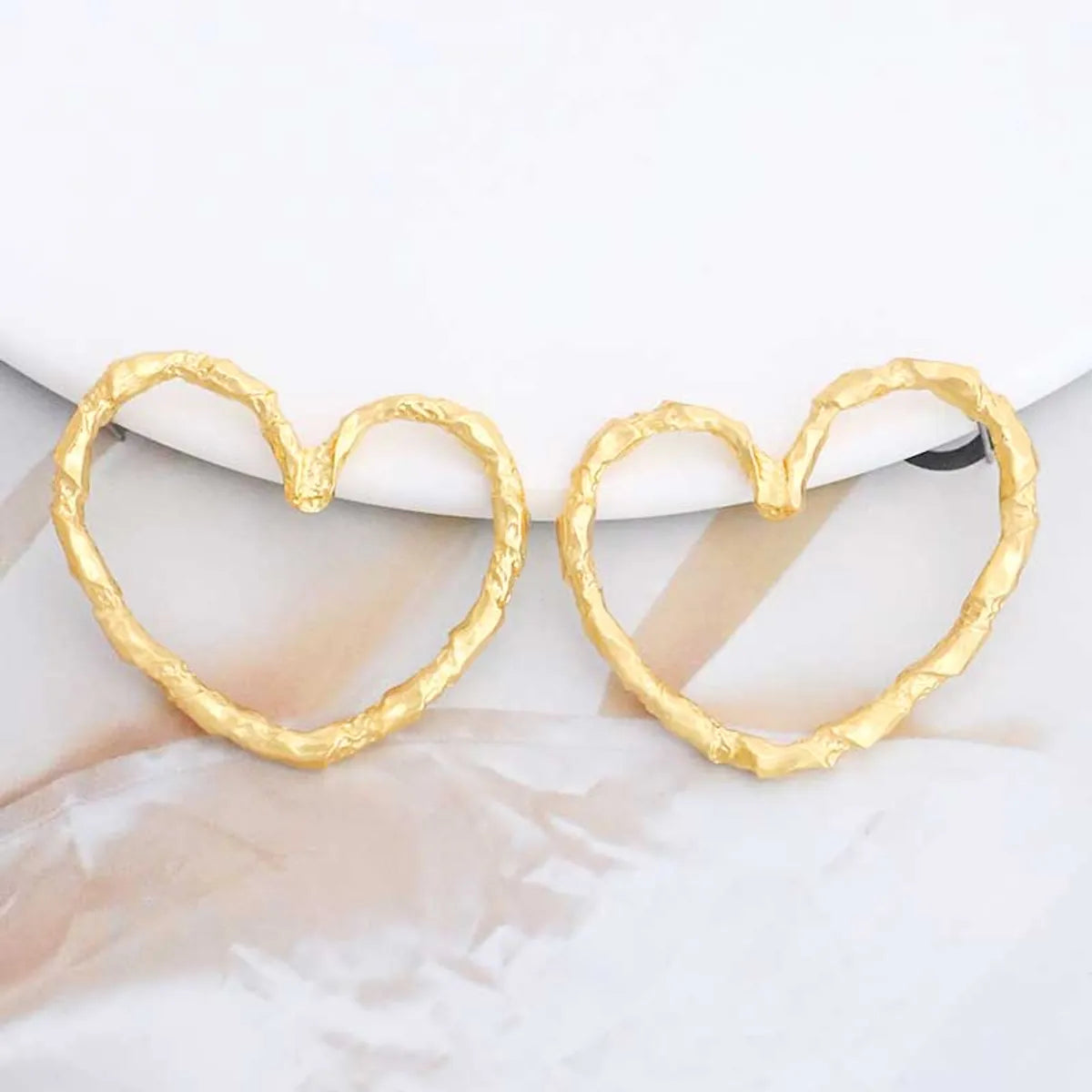 1 Pair Simple Style Heart Shape Plating Alloy Ear Studs