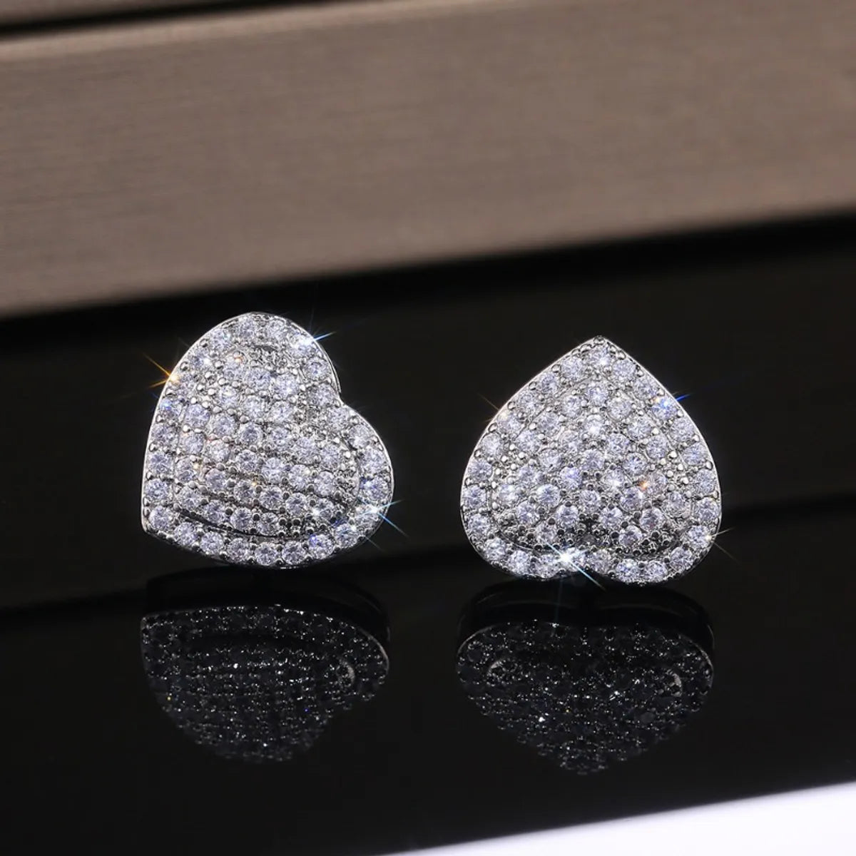 1 Pair Simple Style Heart Shape Plating Inlay Copper Zircon White Gold Plated Gold Plated Ear Studs