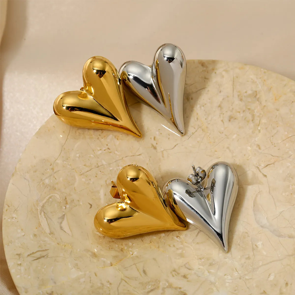 1 Pair Simple Style Heart Shape Plating Stainless Steel 14k Gold Plated White Gold Plated Gold Plated Ear Studs