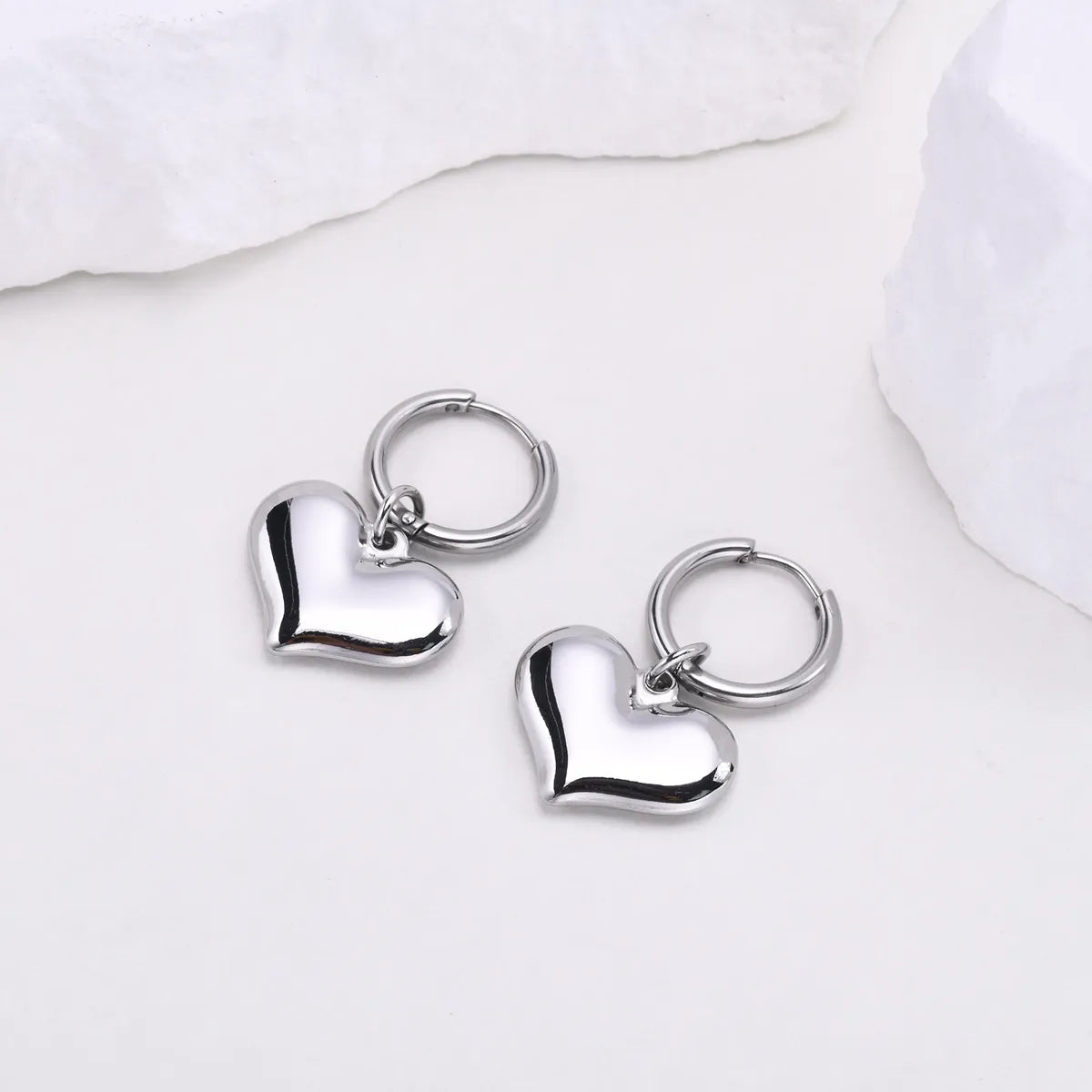 1 Pair Simple Style Heart Shape Plating Stainless Steel Gold Plated Drop Earrings