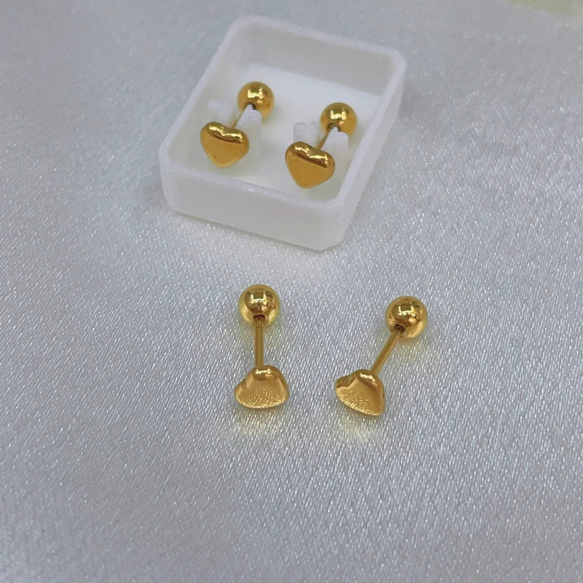 1 Pair Simple Style Heart Shape Plating Titanium Steel Gold Plated Ear Studs