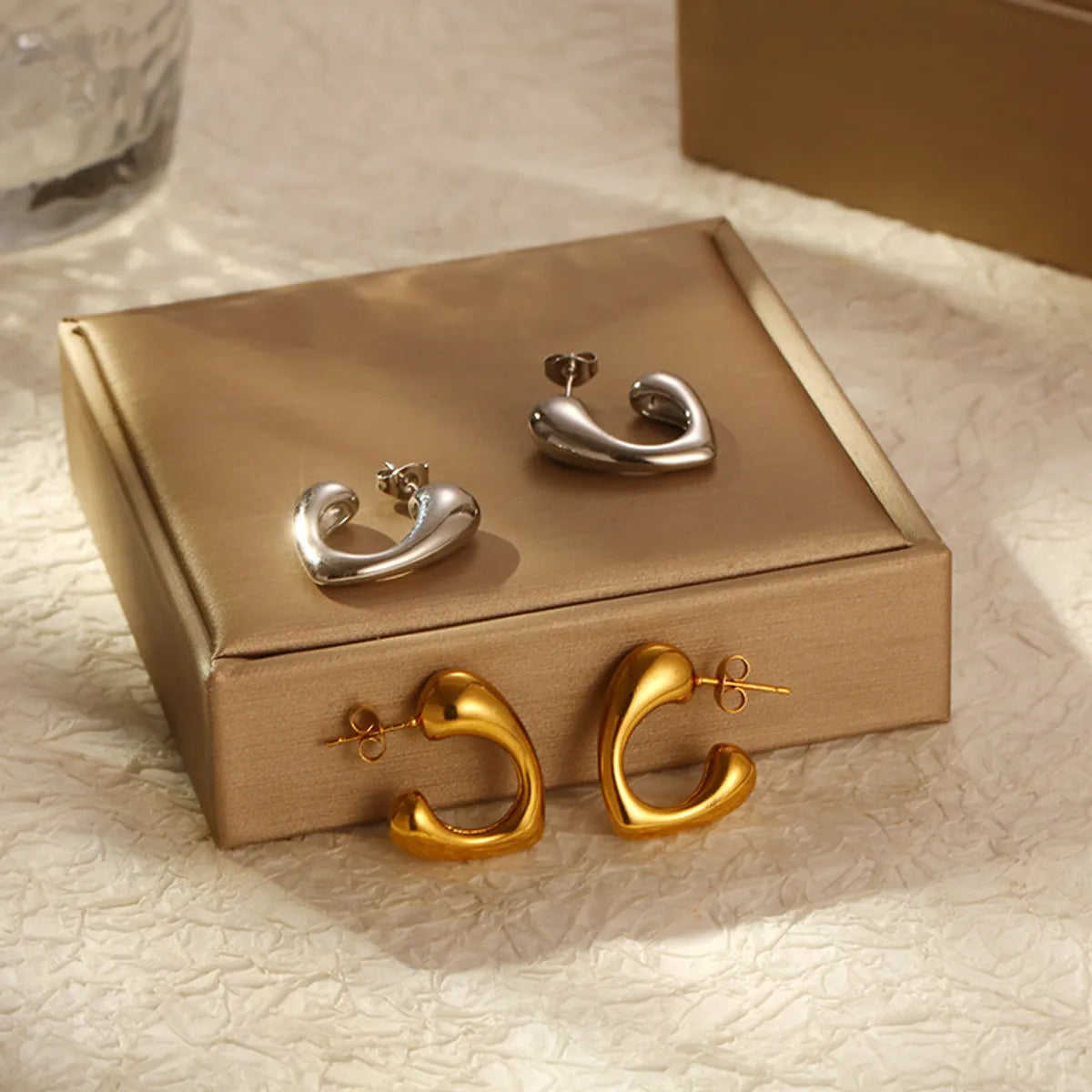 1 Pair Simple Style Heart Shape Stainless Steel 18K Gold Plated Ear Studs