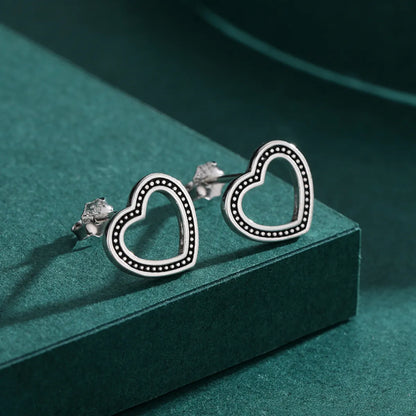 1 Pair Simple Style Heart Shape Sterling Silver Plating Three-dimensional Silver Plated Ear Studs