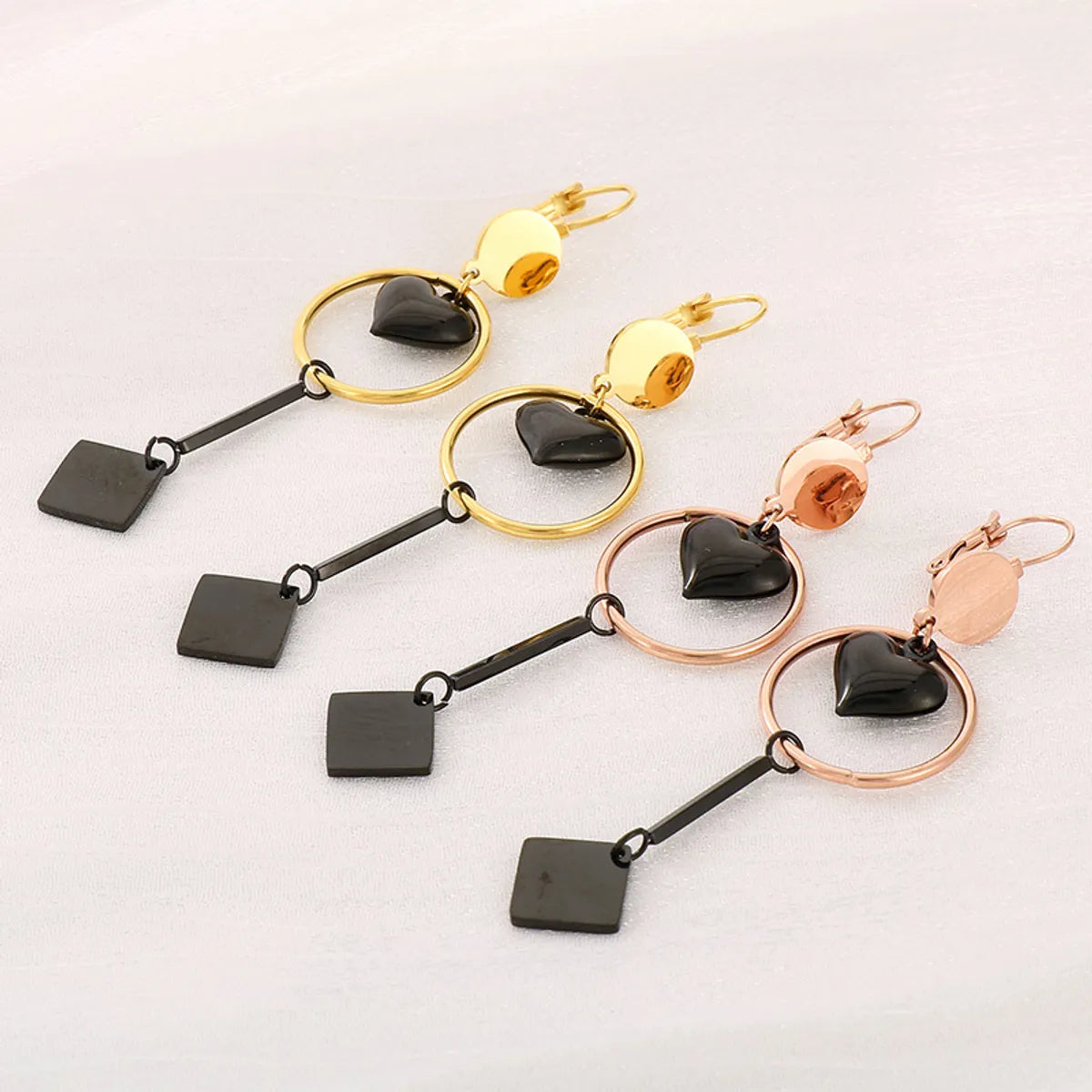 1 Pair Simple Style Heart Shape Titanium Steel 18k Gold Plated Drop Earrings