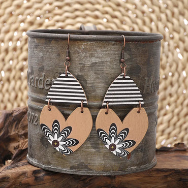 1 Pair Simple Style Heart Shape Wood Drop Earrings