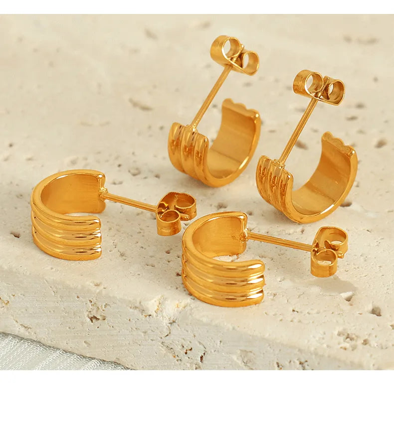 1 Pair Simple Style IG Style C Shape Polishing 304 Stainless Steel 18K Gold Plated Ear Studs