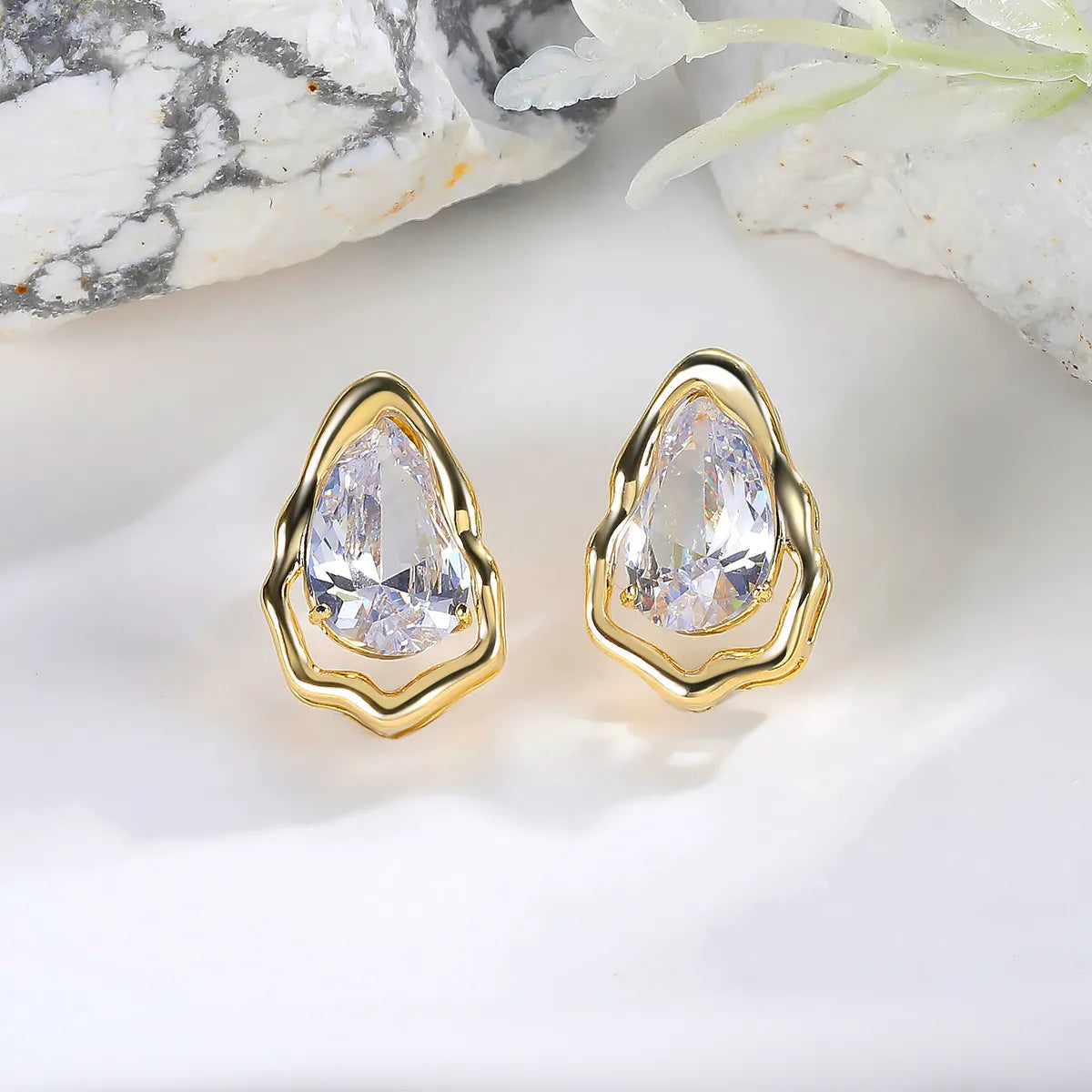 1 Pair Simple Style Irregular Copper 18K Gold Plated Ear Studs