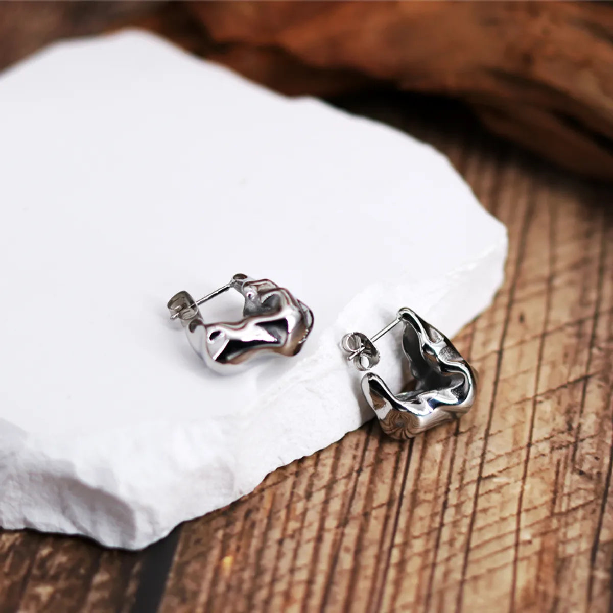 1 Pair Simple Style Irregular Pleated Titanium Steel Ear Studs