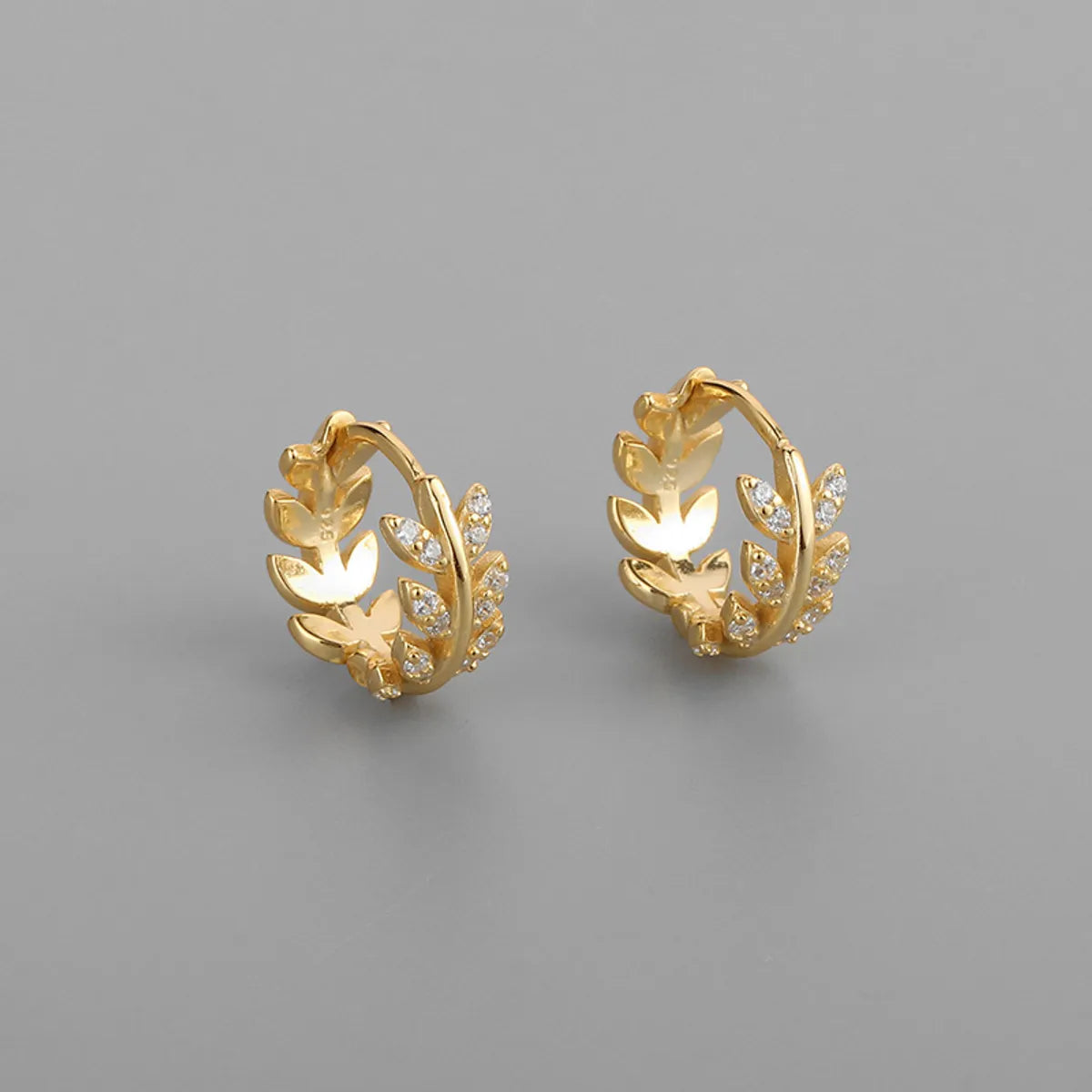 1 Pair Simple Style Leaf Brass Inlay Rhinestones Ear Studs