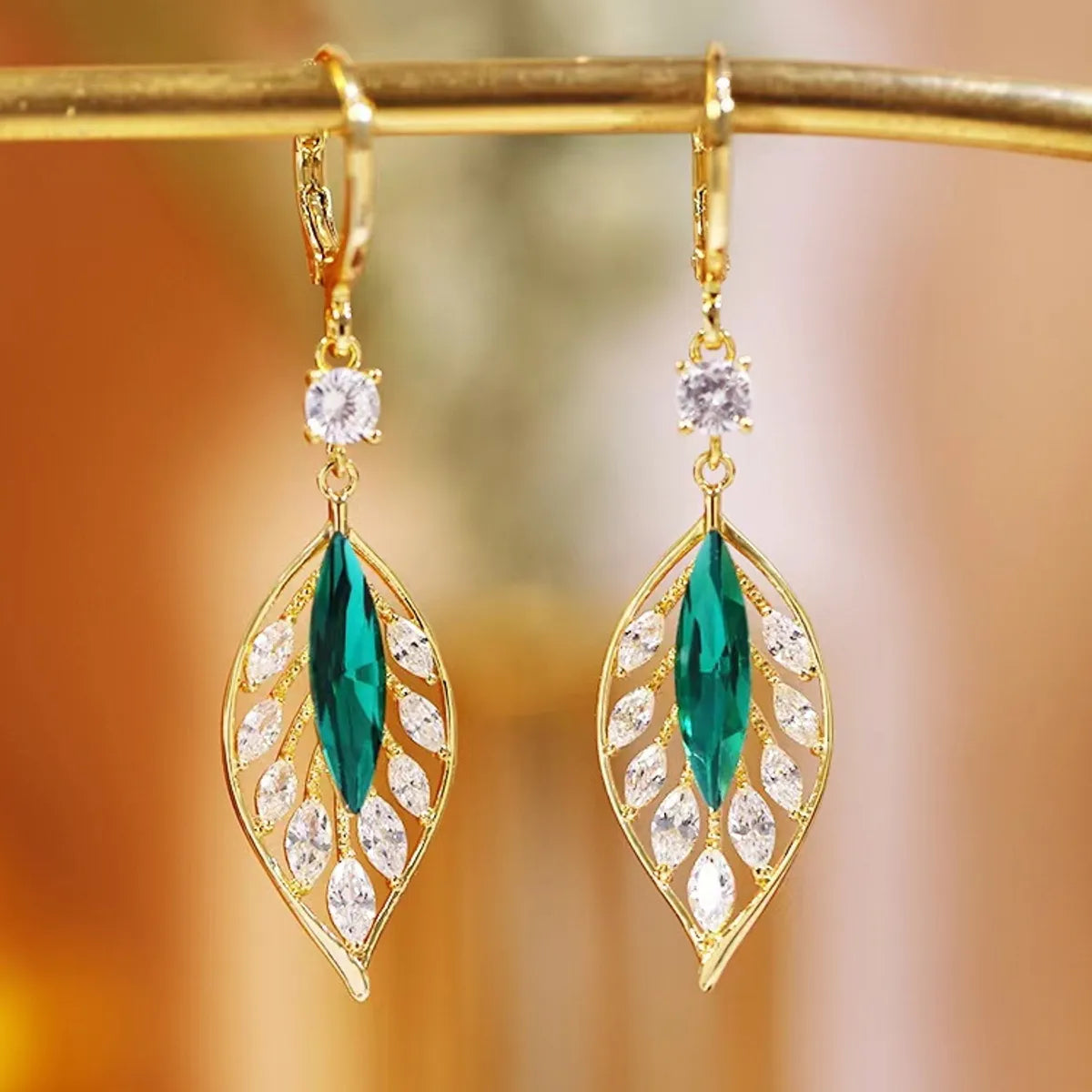 1 Pair Simple Style Leaves Inlay Alloy Zircon Drop Earrings