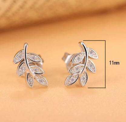 1 Pair Simple Style Leaves Plating Inlay Copper Zircon White Gold Plated Ear Studs