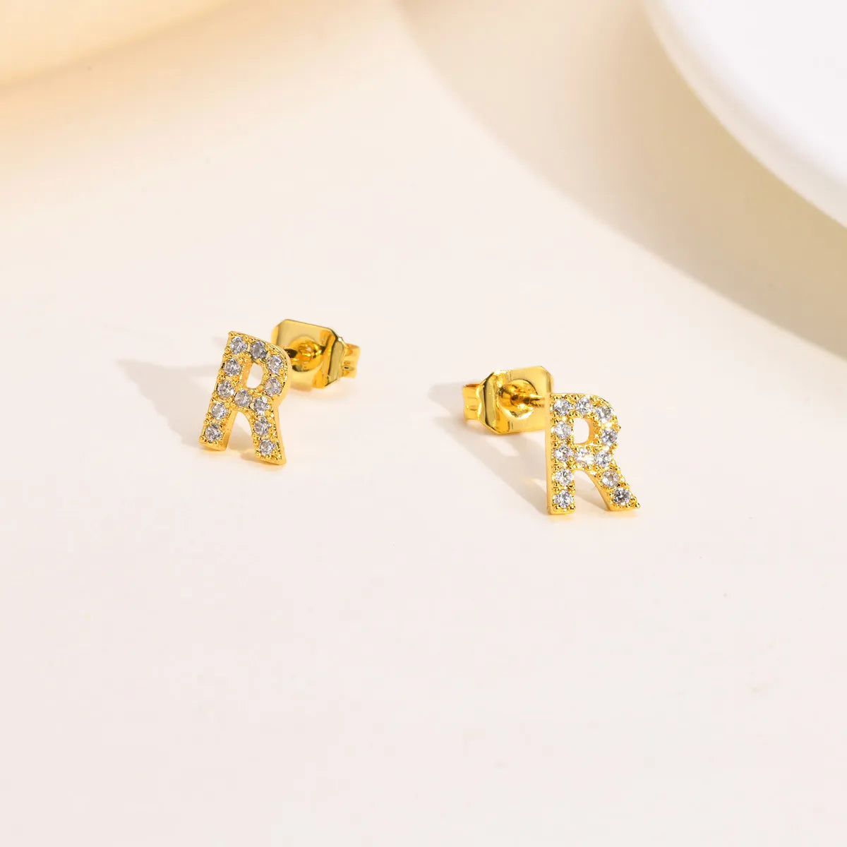 1 Pair Simple Style Letter Inlay Copper Zircon Gold Plated Ear Studs