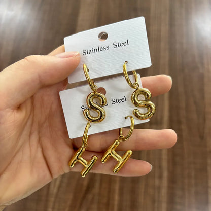 1 Pair Simple Style Letter Plating Pleated 304 Stainless Steel 18K Gold Plated Drop Earrings