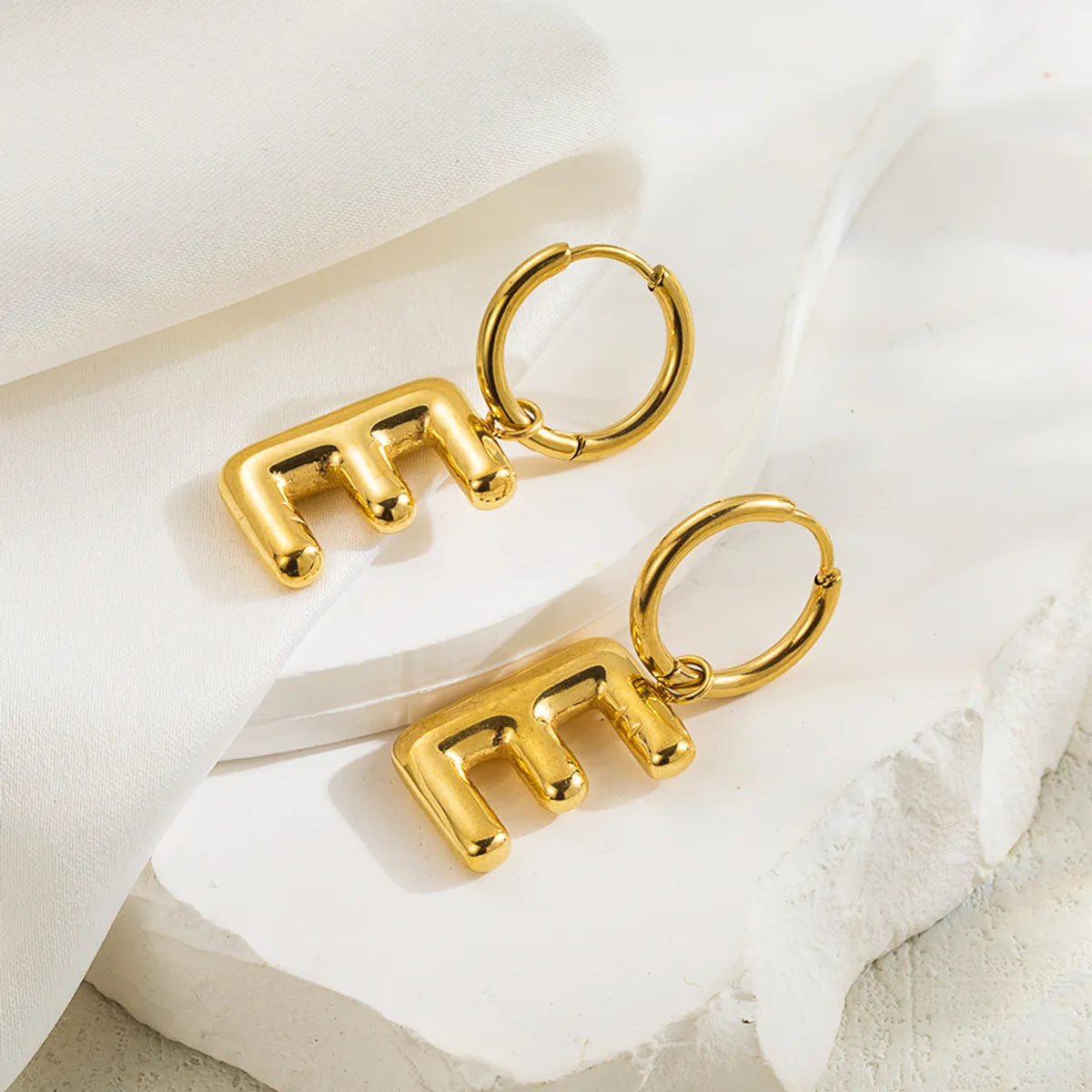 1 Pair Simple Style Letter Plating Pleated 304 Stainless Steel 18K Gold Plated Drop Earrings