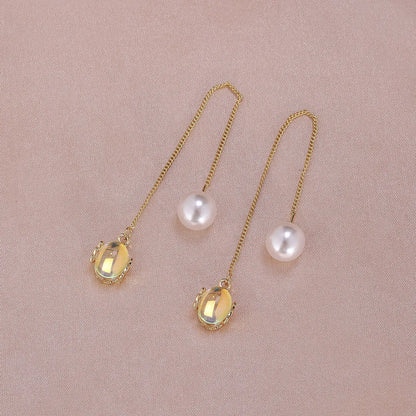 1 Pair Simple Style Moon Alloy Plating Inlay Artificial Pearls Rhinestones Women'S Drop Earrings