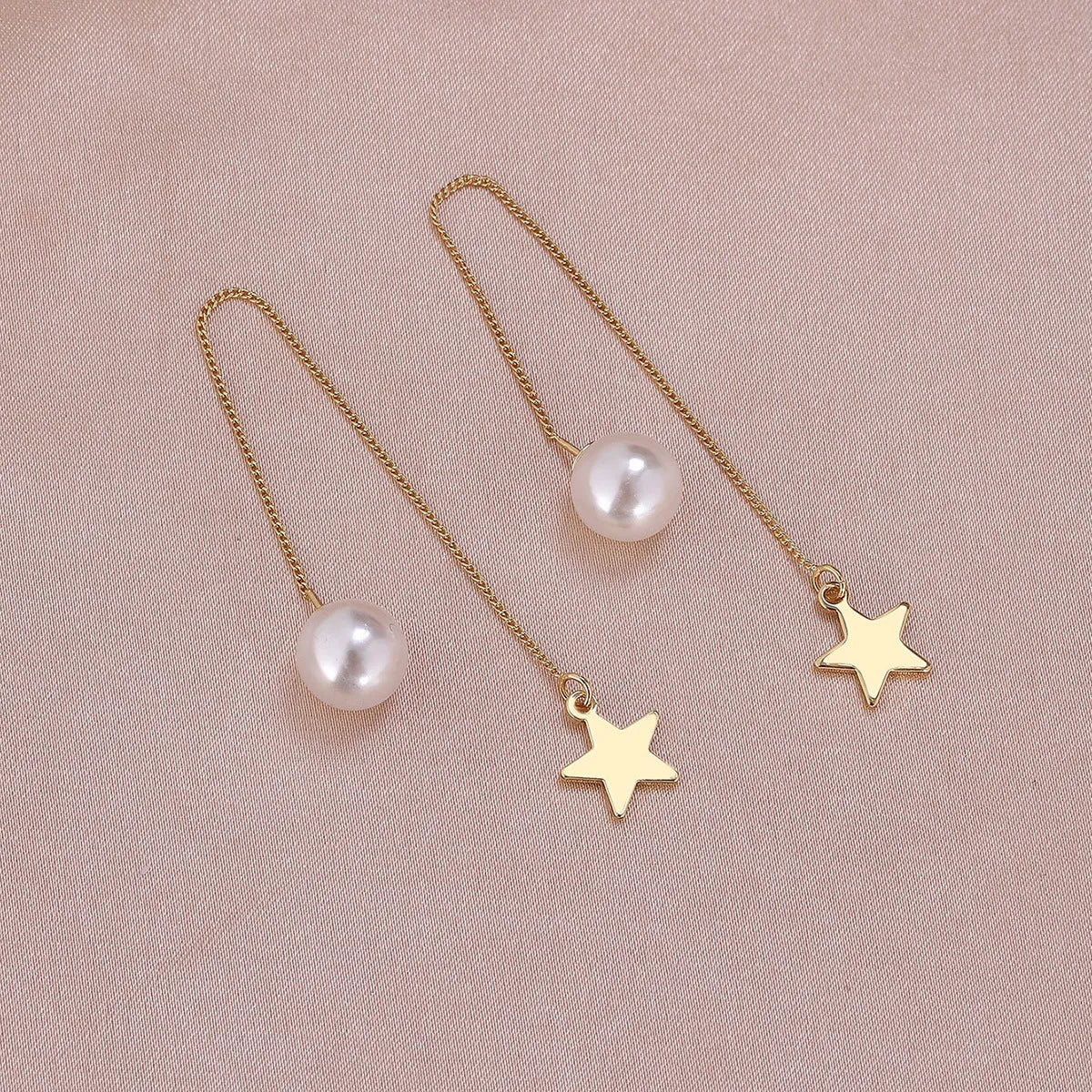 1 Pair Simple Style Moon Alloy Plating Inlay Artificial Pearls Rhinestones Women'S Drop Earrings