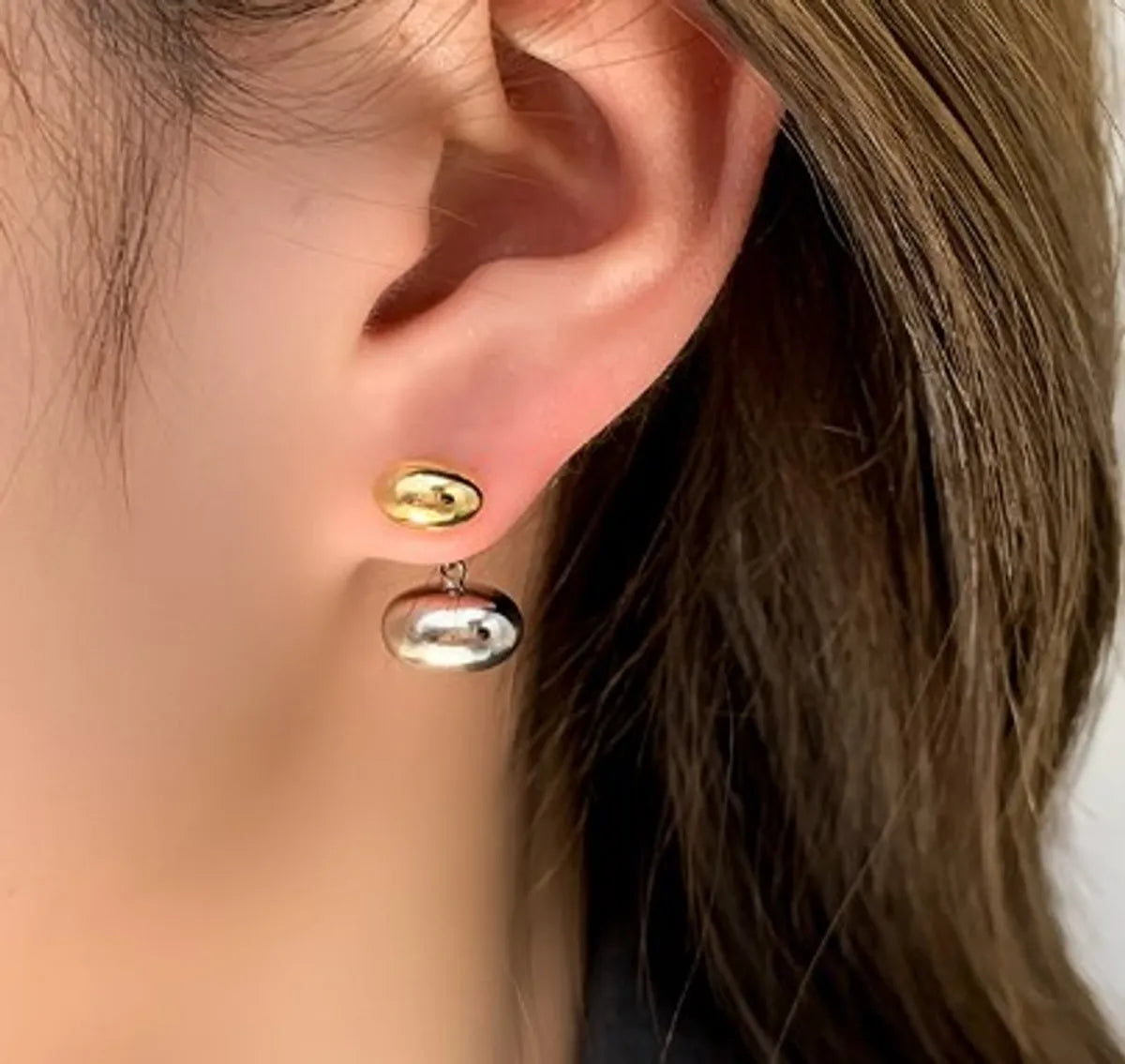 1 Pair Simple Style Oval Plating Brass 18k Gold Plated Ear Studs