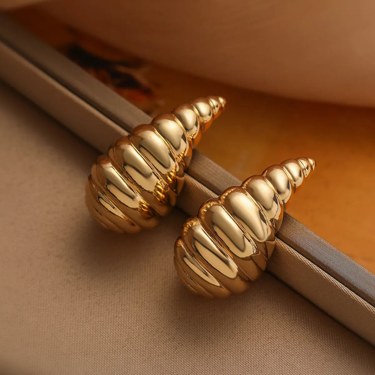 1 Pair Simple Style Roman Style Geometric Plating Copper 18k Gold Plated Ear Studs