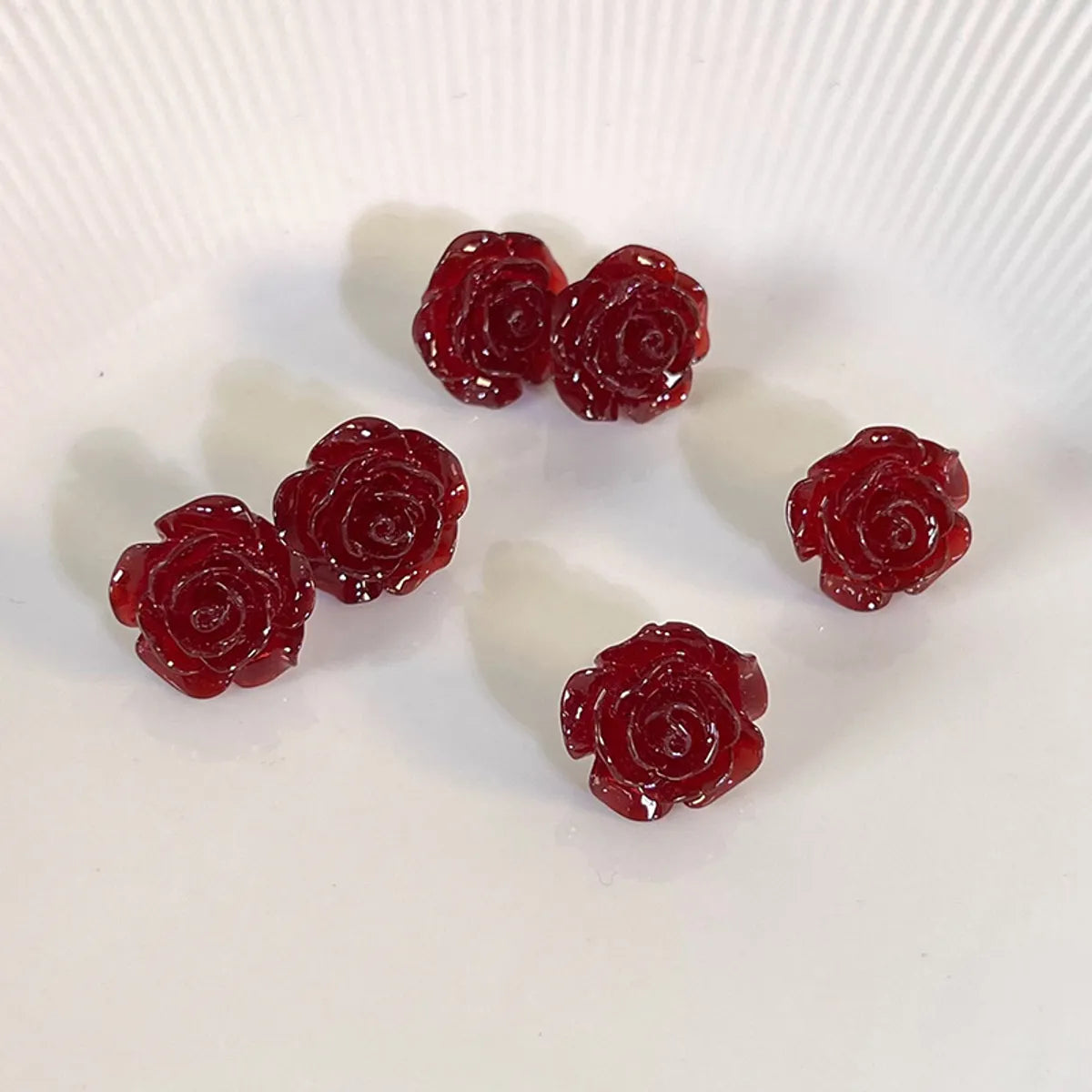 1 Pair Simple Style Rose Synthetic Resin Ear Studs