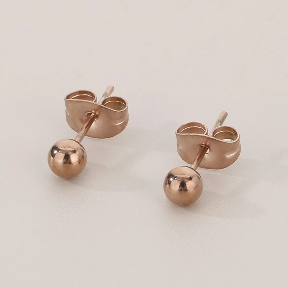 1 Pair Simple Style Round 304 Stainless Steel 18K Gold Plated Ear Studs