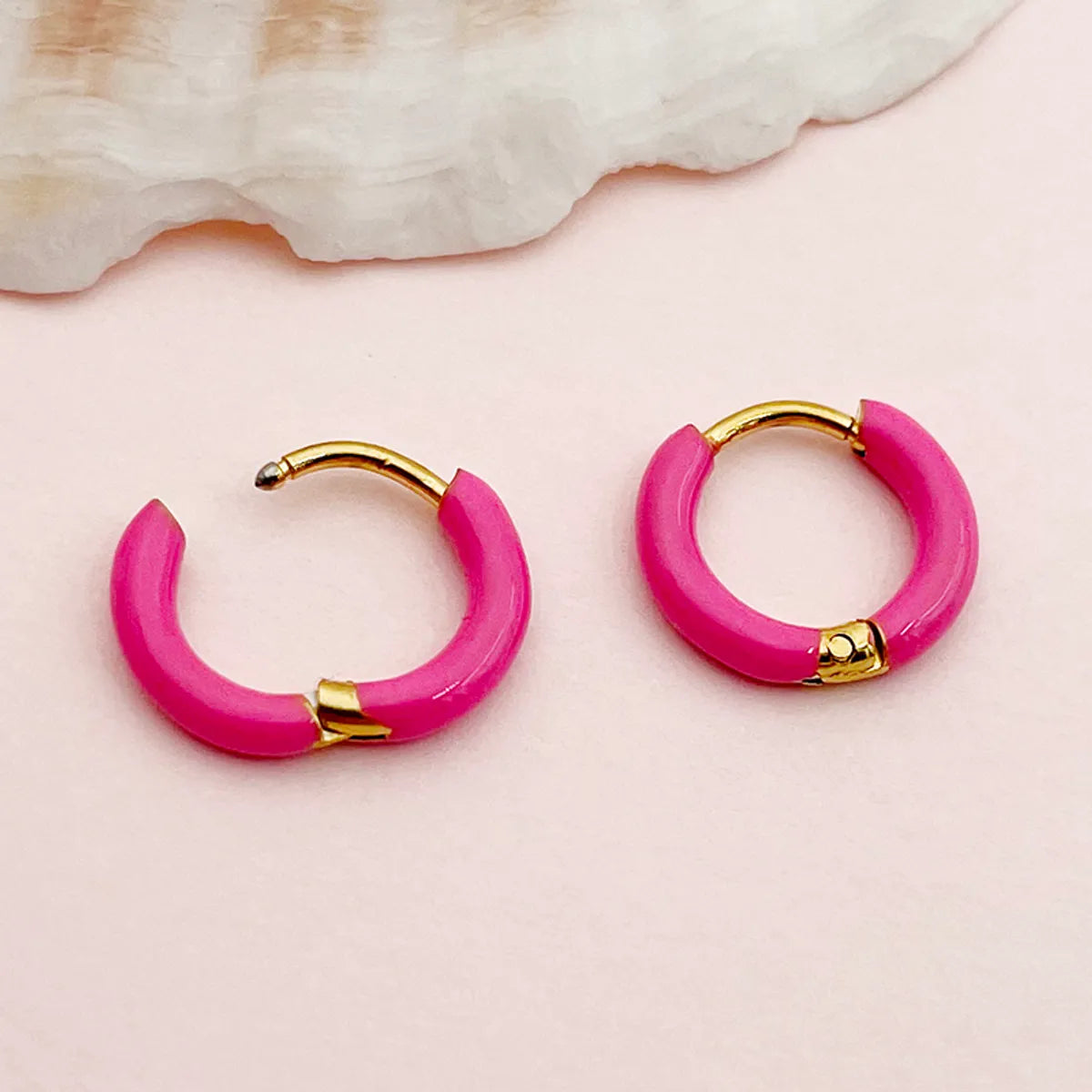 1 Pair Simple Style Round Enamel 304 Stainless Steel 14K Gold Plated Earrings