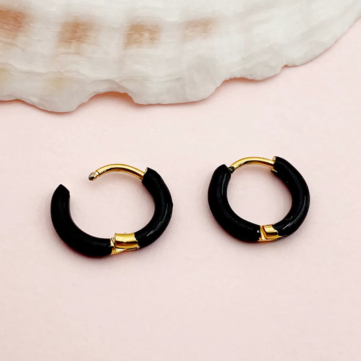 1 Pair Simple Style Round Enamel 304 Stainless Steel 14K Gold Plated Earrings