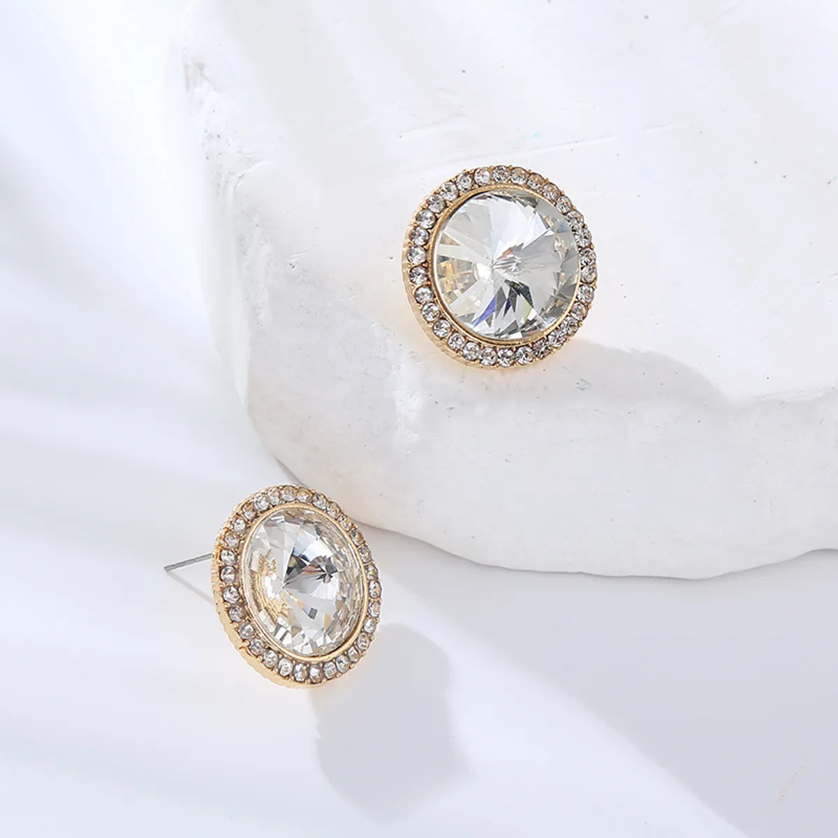 1 Pair Simple Style Round Inlay Alloy Rhinestones Ear Studs