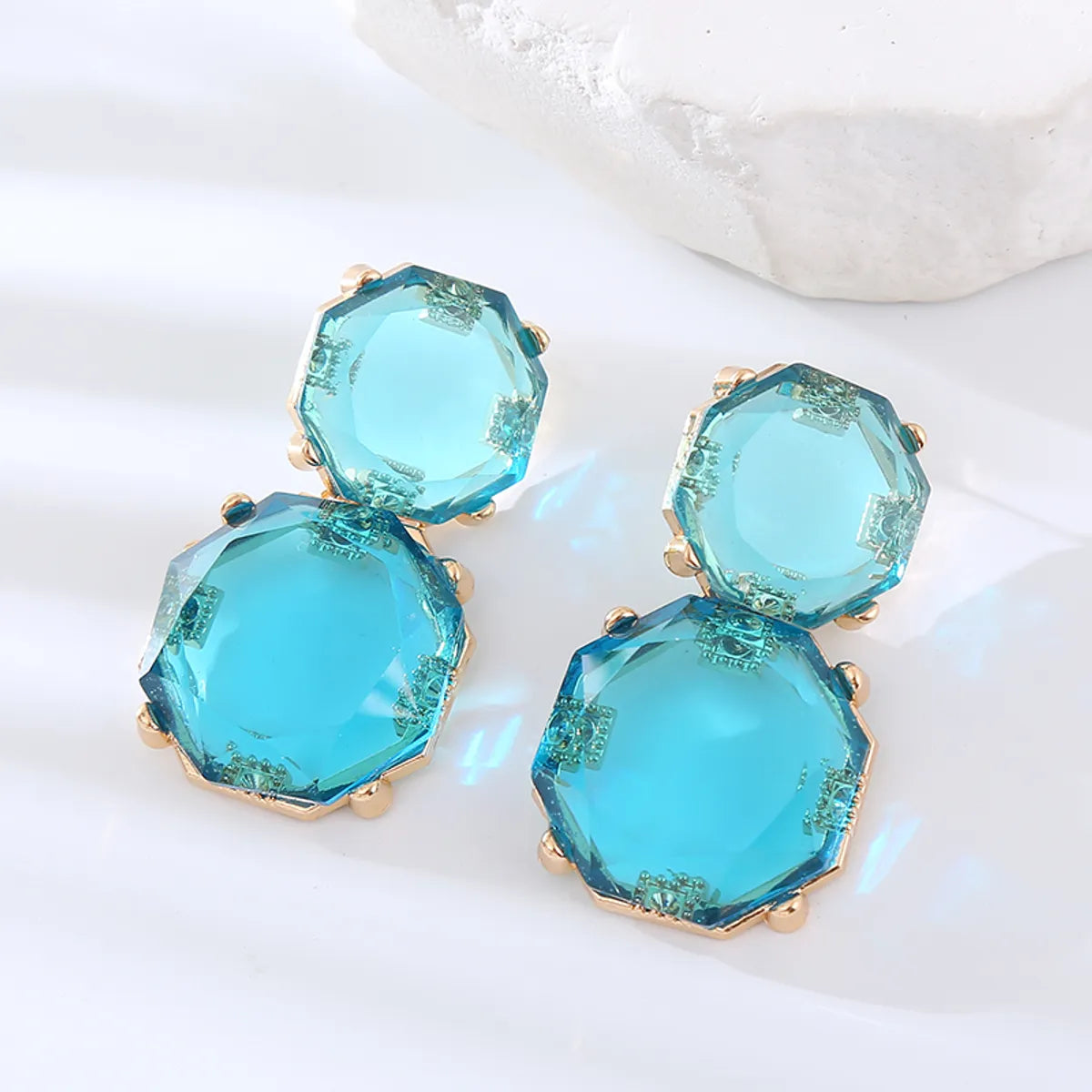 1 Pair Simple Style Round Inlay Resin Resin Drop Earrings