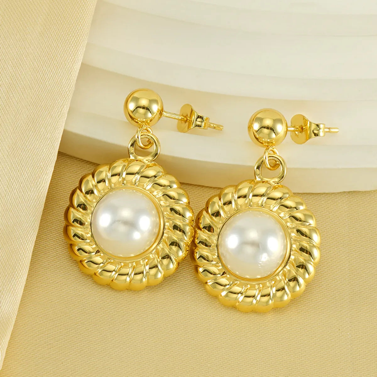 1 Pair Simple Style Round Plating Inlay Stainless Steel Artificial Pearls 18k Gold Plated Drop Earrings