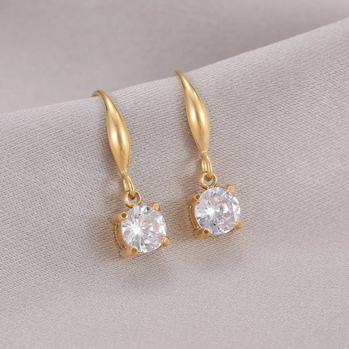 1 Pair Simple Style Round Plating Inlay Stainless Steel Zircon 14k Gold Plated Drop Earrings