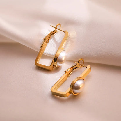 1 Pair Simple Style Round Plating Inlay 304 Stainless Steel Artificial Pearls 18K Gold Plated Earrings