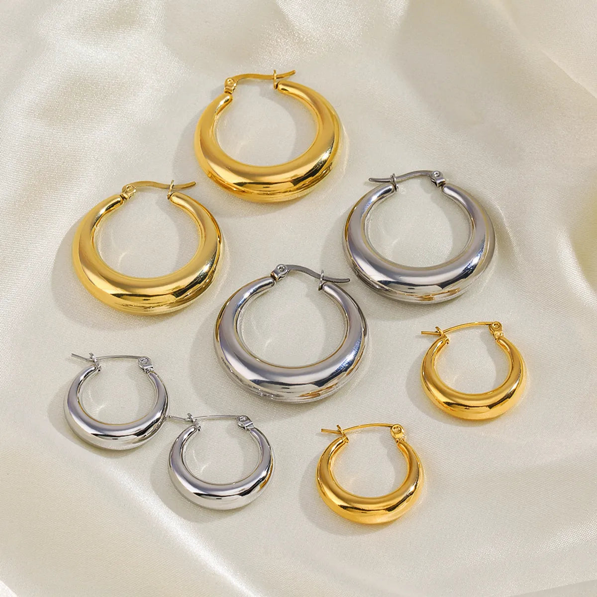 1 Pair Simple Style Round Plating Stainless Steel 18k Gold Plated Hoop Earrings