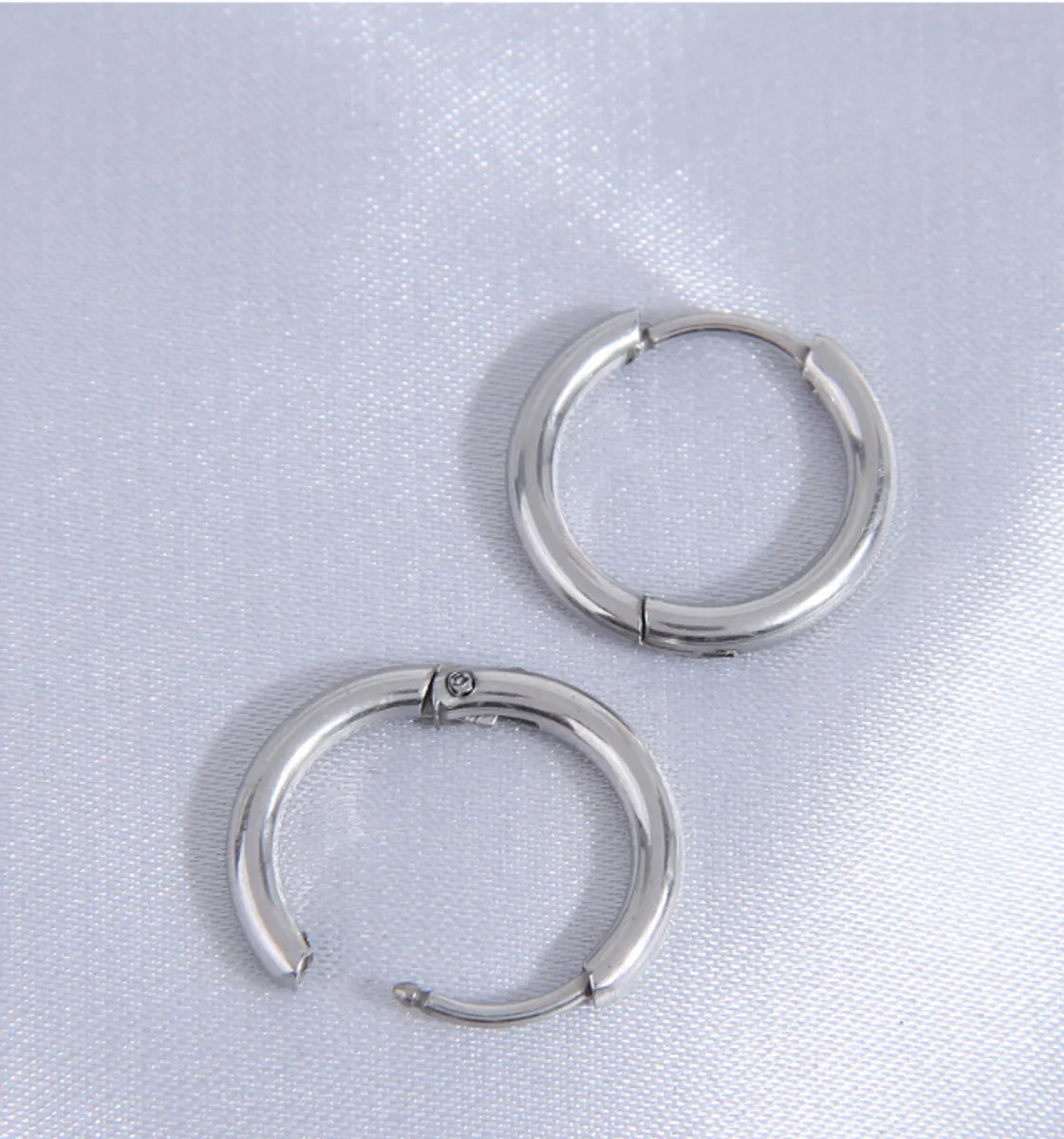 1 Pair Simple Style Round Stainless Steel Hoop Earrings