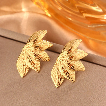 1 Pair Simple Style Sector Leaves Heart Shape Pleated 304 Stainless Steel 18K Gold Plated Ear Studs