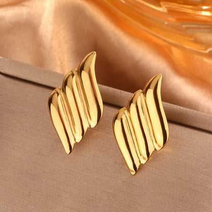 1 Pair Simple Style Sector Leaves Heart Shape Pleated 304 Stainless Steel 18K Gold Plated Ear Studs