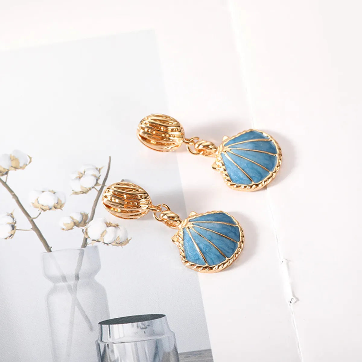 1 Pair Simple Style Shell Plating Alloy Drop Earrings